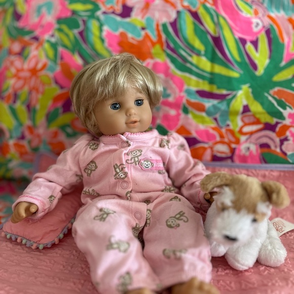 Pleasant companion (American girl) Pink Pajama Doll with Plush Dog - Picture 1 of 3
